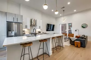 4208 Live Oak St, Dallas, TX 75204 - Photo 9