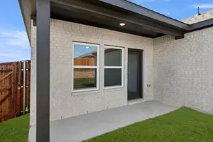 3044 Sweet Birch Ln, Van Alstyne, TX 75495 - Photo 5