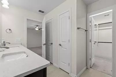 9919 Bates Street, Irving, TX 75063 - Photo 25