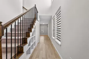 9919 Bates St, Irving, TX 75063 - Photo 5