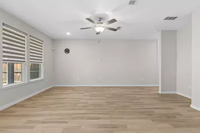 9919 Bates Street, Irving, TX 75063 - Photo 9