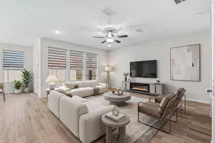 9919 Bates St, Irving, TX 75063 - Photo 7