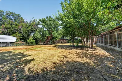 1516 Francis Street, Carrollton, TX 75006 - Photo 21