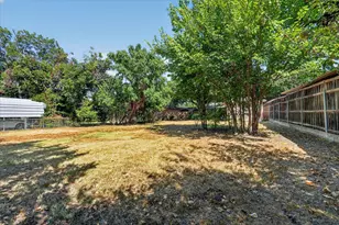 1516 Francis St, Carrollton, TX 75006 - Photo 21