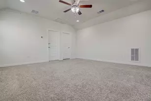106 Bear Paw Run, Georgetown, TX 78628 - Photo 21