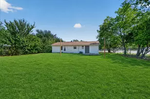 2335 Loyce Dr, Mesquite, TX 75149 - Photo 13