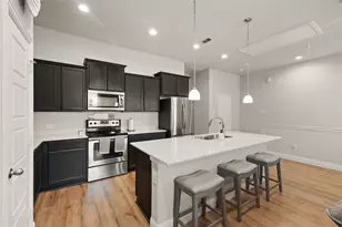 1920 Bel Air Dr, Arlington, TX 76010 - Photo 1