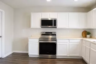 2805 Hillside Dr, Mesquite, TX 75149 - Photo 3
