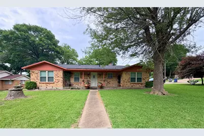 1226 Linkwood Lane, Lancaster, TX 75146 - Photo 1