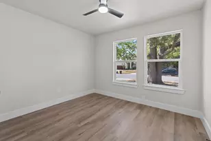 5908 Locke Ave, Fort Worth, TX 76107 - Photo 15