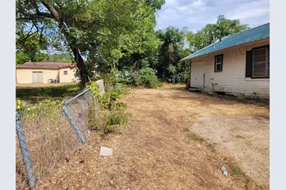 1020 NE 8th, Paris, TX 75460 - Photo 5