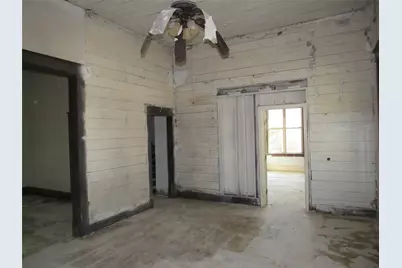 907 E Texas Avenue, Mart, TX 76664 - Photo 3