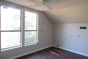 907 E Texas Ave, Mart, TX 76664 - Photo 13