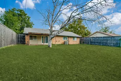 1412 E Park Boulevard, Plano, TX 75074 - Photo 11