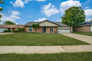 1412 E Park Blvd, Plano, TX 75074 - Photo 1