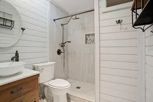 1412 E Park Blvd, Plano, TX 75074 - Photo 9