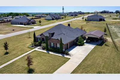 1021 Flagstone Drive, Weatherford, TX 76085 - Photo 3