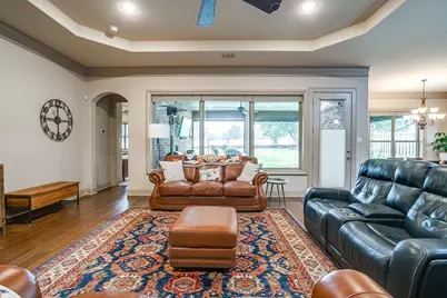 7101 Westover Drive, Granbury, TX 76049 - Photo 9