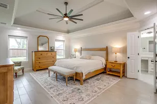 2172 Middlewood Cir, Granbury, TX 76049 - Photo 19