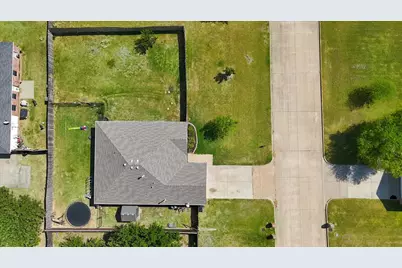1012 Scenic Drive, Justin, TX 76247 - Photo 33