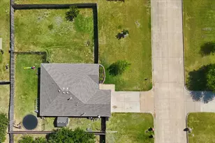 1012 Scenic Dr, Justin, TX 76247 - Photo 33