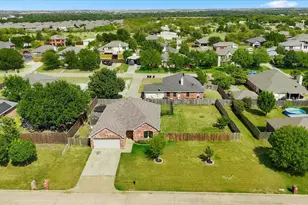 1012 Scenic Dr, Justin, TX 76247 - Photo 31