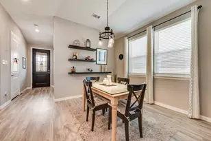 1919 Livingston Rd, Irving, TX 75062 - Photo 7