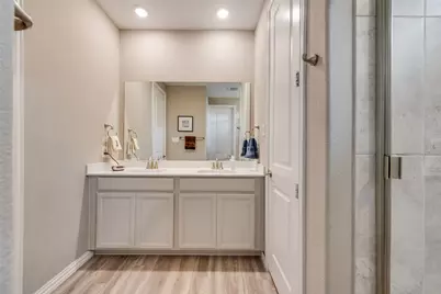 1919 Livingston Road, Irving, TX 75062 - Photo 13