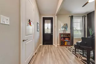 1919 Livingston Rd, Irving, TX 75062 - Photo 3