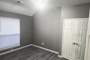 5200 White Hills Dr, Fort Worth, TX 76137 - Photo 13