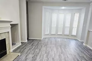 5200 White Hills Dr, Fort Worth, TX 76137 - Photo 5