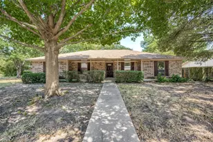 3204 Broken Arrow Rd, Denton, TX 76209 - Photo 1