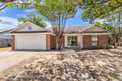 4626 Lexington Street, Bellmead, TX 76705 - Photo 1
