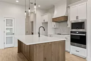 7004 Rnch Vw Pl, Springtown, TX 76082 - Photo 9