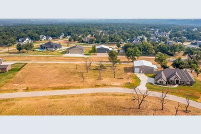 6005 Bonanza Drive, Granbury, TX 76049 - Photo 3
