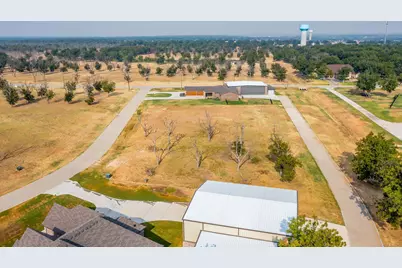 6005 Bonanza Drive, Granbury, TX 76049 - Photo 5