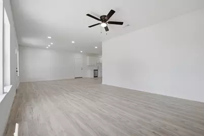 5044 Townsend Drive, Fort Worth, TX 76115 - Photo 9