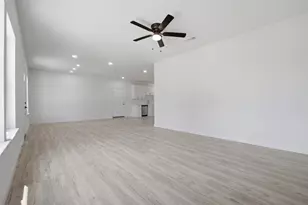 5044 Townsend Dr, Fort Worth, TX 76115 - Photo 9