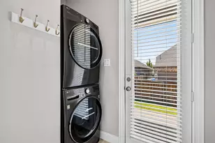 8226 Natchez Trl, Dallas, TX 75252 - Photo 15