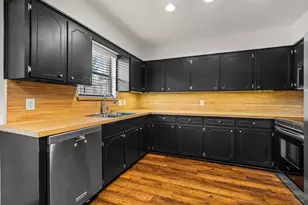 2717 W Oakdale Rd, Irving, TX 75060 - Photo 13