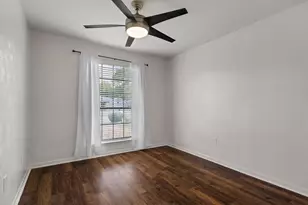 2717 W Oakdale Rd, Irving, TX 75060 - Photo 23