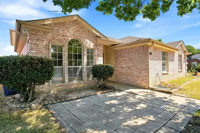 1001 Flower Drive, Arlington, TX 76017 - Photo 3