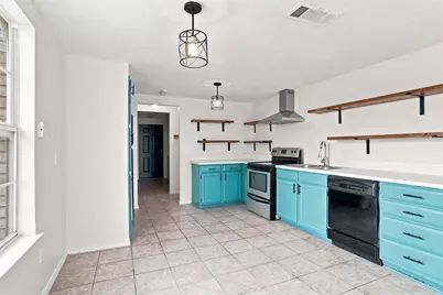 1001 Flower Drive, Arlington, TX 76017 - Photo 9