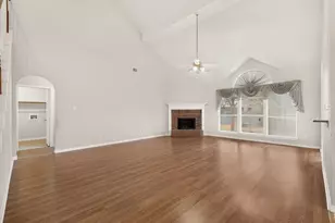 4316 Sleepy Glen Dr, Grand Prairie, TX 75052 - Photo 11