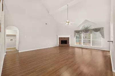 4316 Sleepy Glen Drive, Grand Prairie, TX 75052 - Photo 11