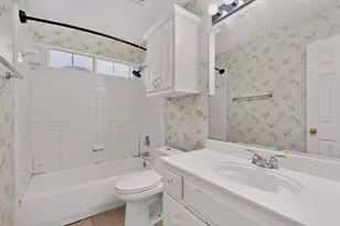 4316 Sleepy Glen Dr, Grand Prairie, TX 75052 - Photo 17