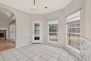 4316 Sleepy Glen Dr, Grand Prairie, TX 75052 - Photo 13