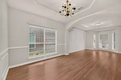 4316 Sleepy Glen Drive, Grand Prairie, TX 75052 - Photo 7