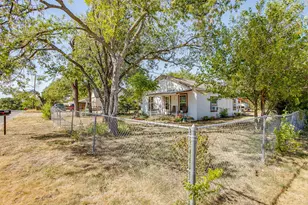 3300 31st St, Fort Worth, TX 76106 - Photo 33