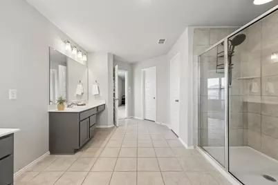 925 Billups Drive, Van Alstyne, TX 75495 - Photo 13